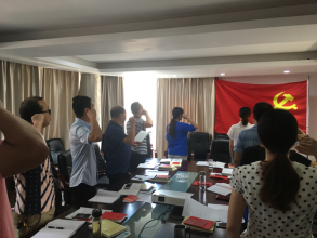 开展八月份主题党日活动